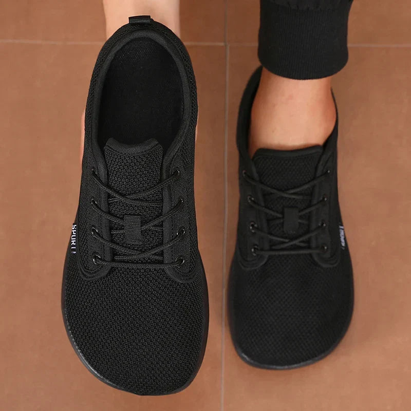Amplestep Wide Walker in all black